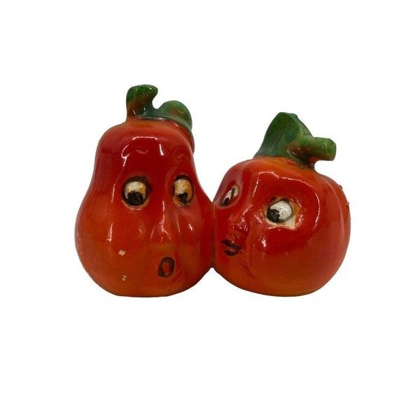 Vintage Salt & Pepper Shakers Connected Pumpkin Gourd Ceramic Collectible - Picture 1 of 6